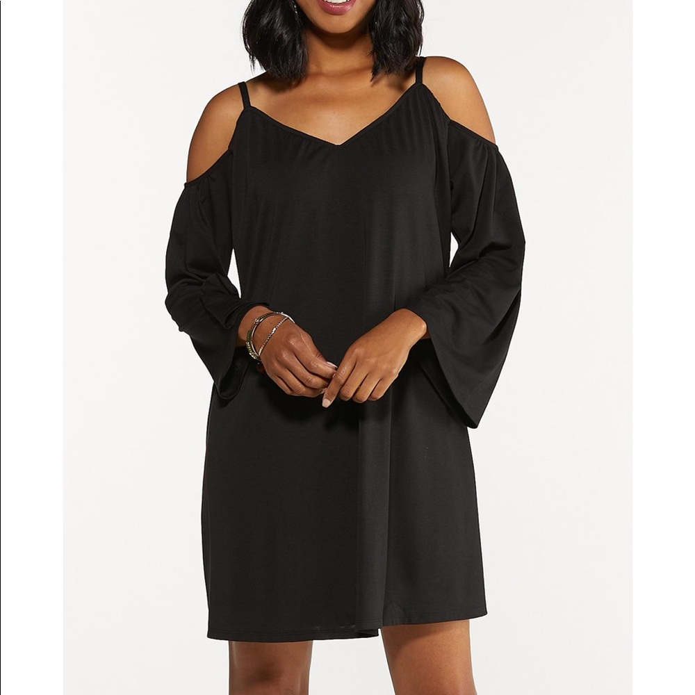 Cato Plus Size Cold Shoulder Swing Dress